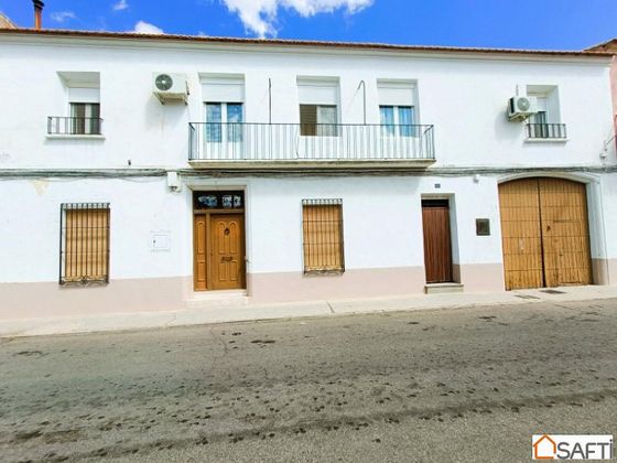 Foto 1 de Casa adosada en venta en Villarta de San Juan de 3 habitaciones con jardín y balcón