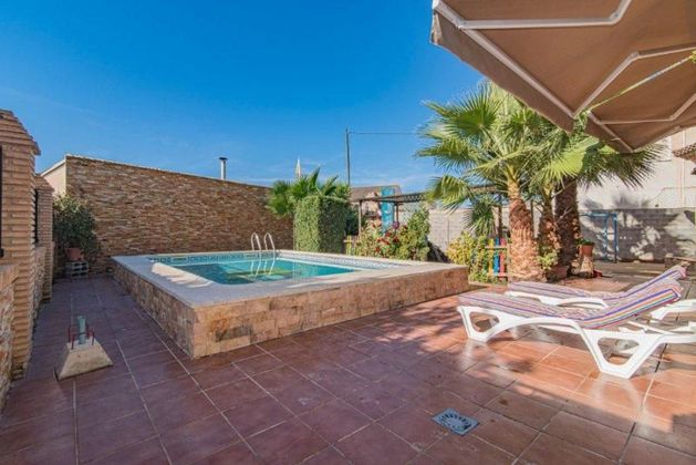 Foto 2 de Xalet en venda a Fuente Vaqueros de 3 habitacions amb terrassa i piscina