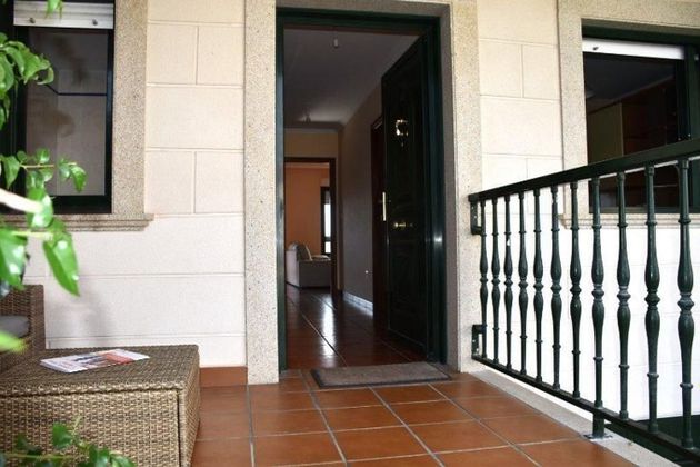 Foto 2 de Casa en venda a Ribeira de 5 habitacions amb terrassa i garatge