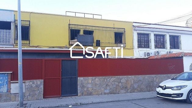 Foto 1 de Local en venta en San Isidro - Los Almendros de 290 m²