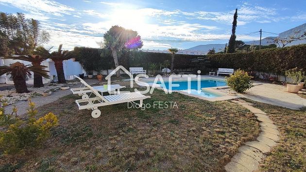 Foto 2 de Venta de chalet en Montsià de Mar de 4 habitaciones con terraza y piscina