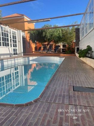 Foto 2 de Chalet en venta en Antigua pueblo de 4 habitaciones con terraza y piscina