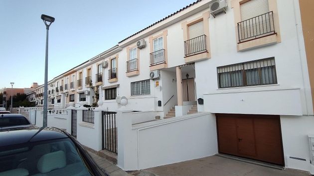 Foto 1 de Casa en venda a Carrión de Calatrava de 3 habitacions amb terrassa i garatge