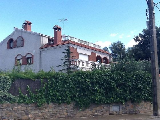 Foto 1 de Venta de chalet en Castellnou de Bages de 6 habitaciones con terraza y piscina