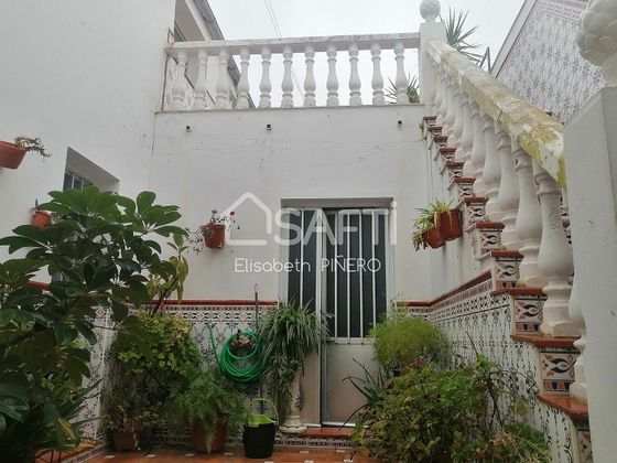 Foto 2 de Casa en venta en Montijo de 4 habitaciones con terraza y jardín