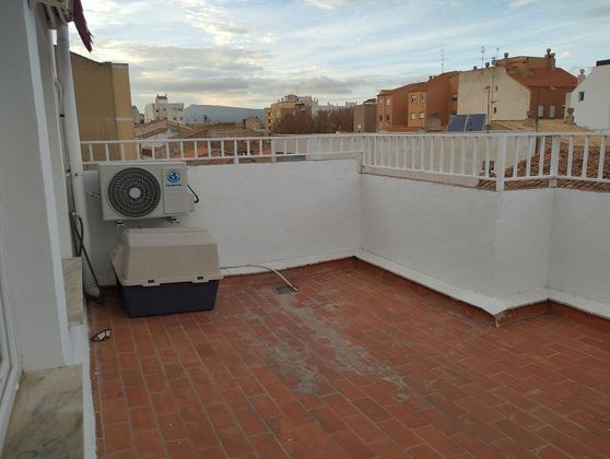 Foto 2 de Venta de ático en Almansa de 2 habitaciones con terraza y aire acondicionado