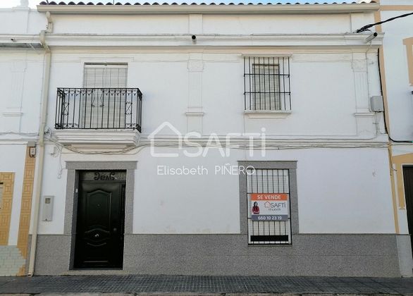 Foto 2 de Casa en venda a Puebla de la Calzada de 4 habitacions amb terrassa i jardí