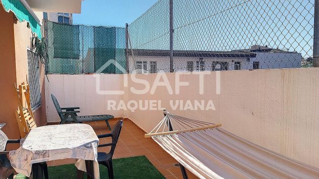 Foto 1 de Pis en venda a Olesa de Montserrat de 4 habitacions amb terrassa i calefacció