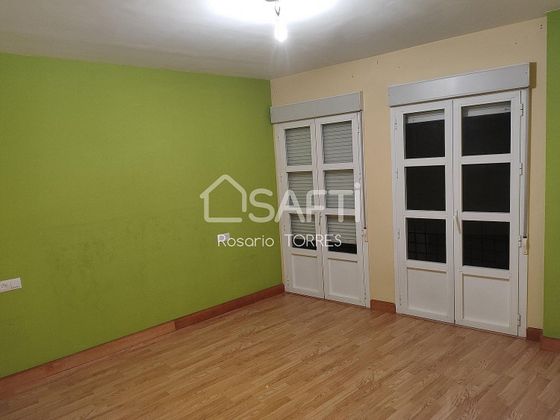Foto 1 de Piso en venta en Écija de 3 habitaciones con garaje y balcón
