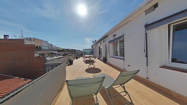 Foto 2 de Dúplex en venda a Hostafrancs de 3 habitacions amb terrassa i garatge