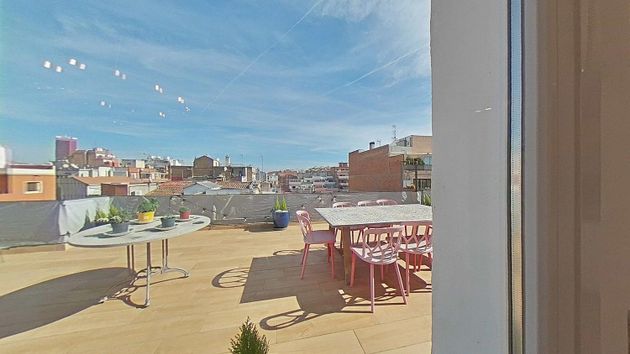 Foto 1 de Dúplex en venta en Hostafrancs de 3 habitaciones con terraza y garaje