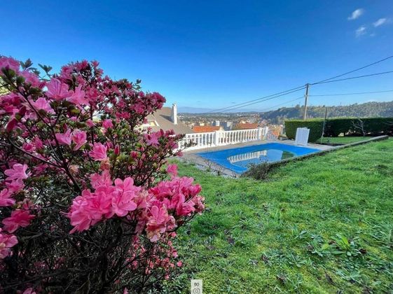 Foto 2 de Venta de casa en Castrillón de 6 habitaciones con terraza y piscina