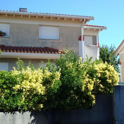 Foto 1 de Venta de casa en Galizano de 2 habitaciones con terraza y garaje