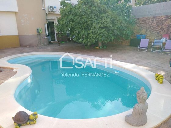 Foto 1 de Casa en venda a Esquivias de 4 habitacions amb terrassa i piscina