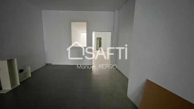 Foto 1 de Local en venta en Montilla de 174 m²