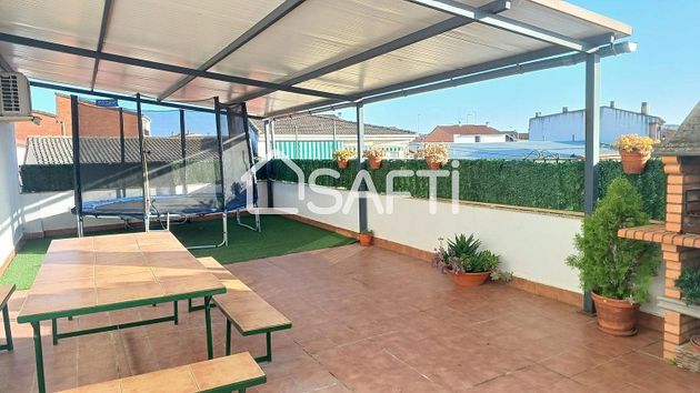Foto 1 de Pis en venda a Montehermoso de 3 habitacions amb terrassa