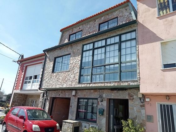 Foto 1 de Casa en venda a Boiro de 5 habitacions amb terrassa i garatge