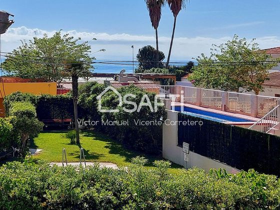 Foto 1 de Pis en venda a Playa del Puig de 4 habitacions amb terrassa i piscina