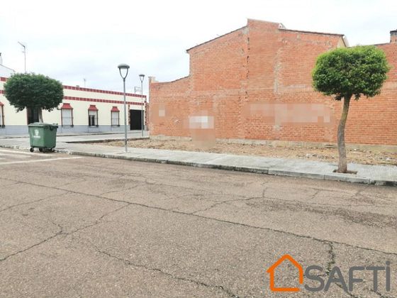 Foto 1 de Venta de terreno en Puebla de la Calzada de 156 m²