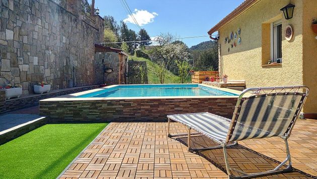 Foto 1 de Xalet en venda a Monistrol de Calders de 3 habitacions amb terrassa i piscina