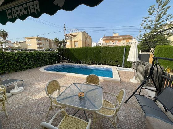 Foto 2 de Chalet en venta en Son Ferrer de 4 habitaciones con terraza y piscina