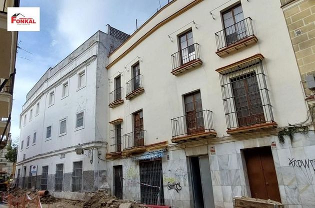 Foto 2 de Venta de casa en Centro - Jerez de la Frontera de 1 habitación con terraza y garaje