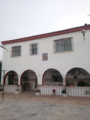 Foto 2 de Casa rural en venda a Chiclana de Segura de 4 habitacions amb piscina i aire acondicionat