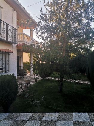 Foto 2 de Xalet en venda a Villares (Los) de 3 habitacions amb terrassa i piscina