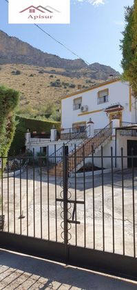 Foto 1 de Venta de casa rural en Ctra. Circunvalación - La Magdalena de 6 habitaciones con terraza y piscina