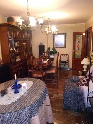 Foto 2 de Pis en venda a Torredonjimeno de 4 habitacions amb aire acondicionat
