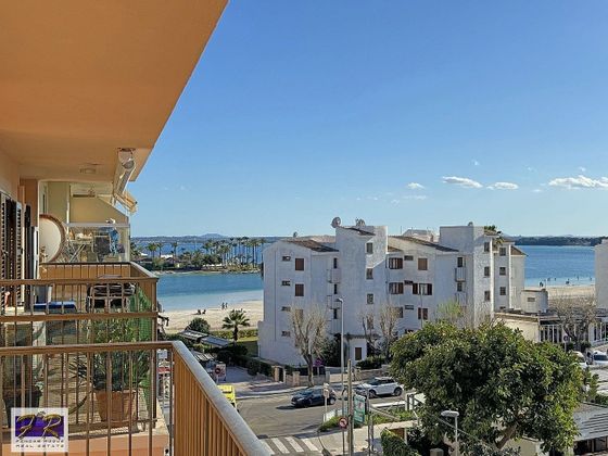 Foto 2 de Piso en venta en Port d'Alcúdia - Platja d'Alcúdia de 3 habitaciones con terraza y balcón