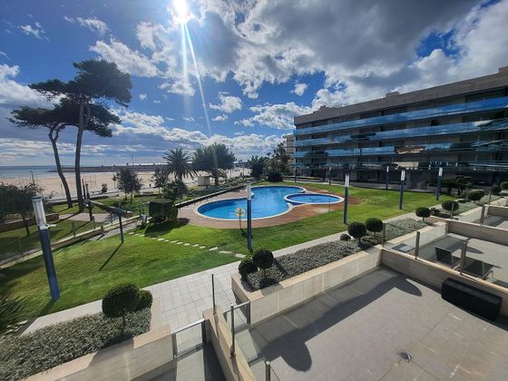 Foto 2 de Pis en venda a Barri Marítim-Platja de la Paella de 3 habitacions amb terrassa i piscina