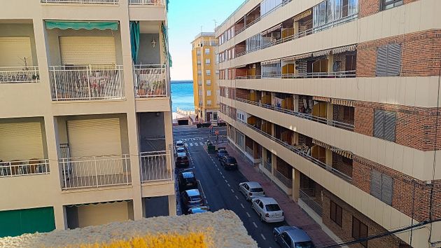 Foto 1 de Pis en venda a calle San Miguel de Salinas de 3 habitacions amb terrassa i garatge
