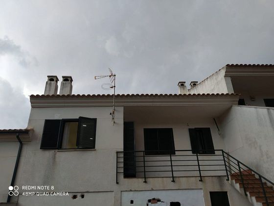 Foto 2 de Casa adosada en venta en Santa Maria de Trassierra de 3 habitaciones con piscina y jardín