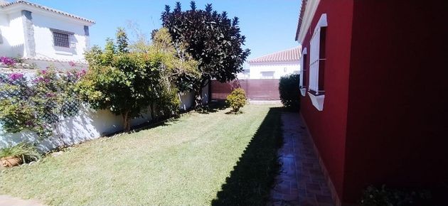 Foto 2 de Xalet en lloguer a Las Lagunas - Campano de 3 habitacions amb jardí