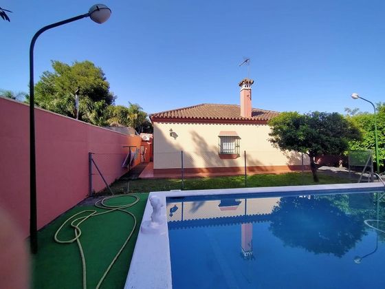 Foto 1 de Alquiler de chalet en Las Lagunas - Campano de 3 habitaciones con terraza y piscina