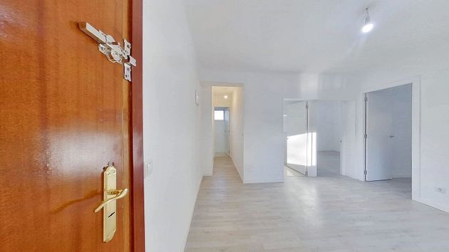 Foto 2 de Piso en alquiler en Portazgo de 2 habitaciones y 50 m²