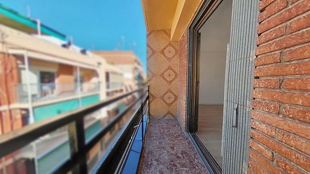 Foto 2 de Pis en lloguer a Zona Campus Universitario de 3 habitacions amb balcó