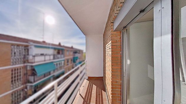 Foto 2 de Pis en lloguer a Los Rosales de 3 habitacions amb terrassa