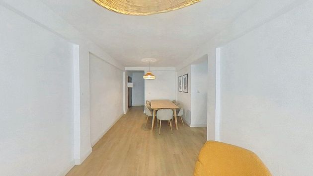 Foto 2 de Piso en alquiler en Santa Cristina - San Rafael de 3 habitaciones con muebles y ascensor