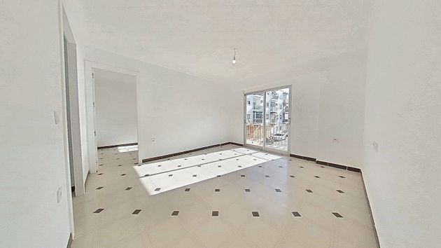 Foto 1 de Alquiler de piso en Benetússer de 3 habitaciones con terraza
