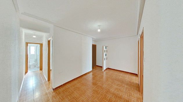 Foto 1 de Alquiler de piso en San Andrés de 3 habitaciones y 65 m²