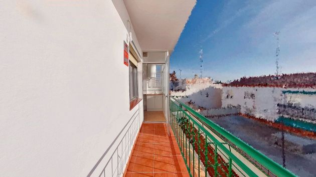 Foto 2 de Piso en alquiler en La Fortuna de 2 habitaciones con terraza