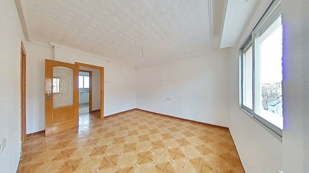Foto 1 de Piso en alquiler en Centro - Casco antiguo de 3 habitaciones y 69 m²
