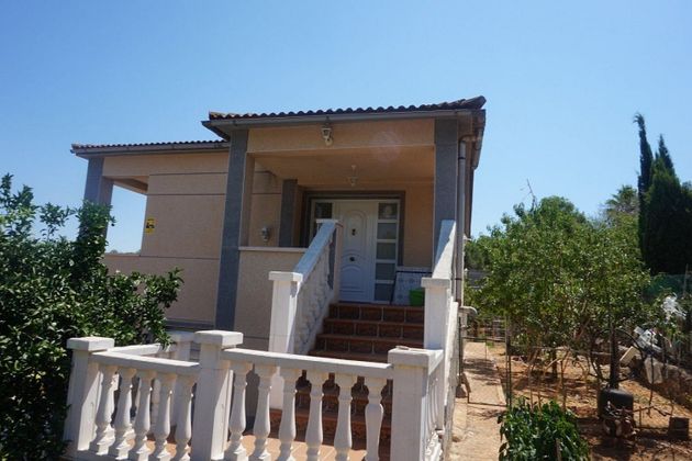Foto 1 de Casa en venta en Bisbal del Penedès, la de 6 habitaciones con terraza y piscina