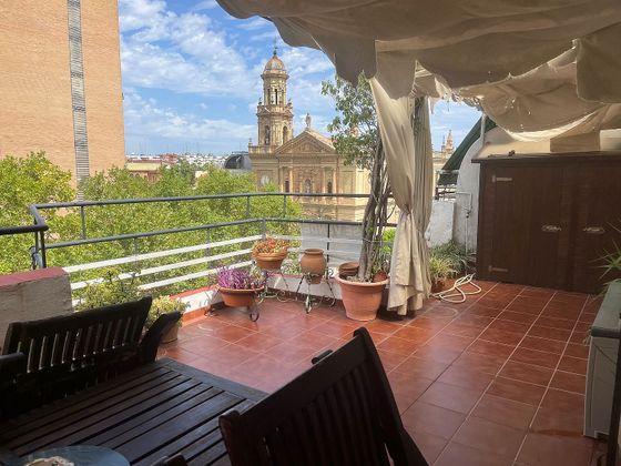 Foto 2 de Venta de ático en Nervión de 3 habitaciones con terraza y aire acondicionado