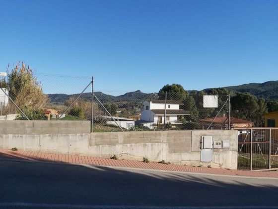 Foto 2 de Venta de terreno en Sant Esteve Sesrovires de 688 m²