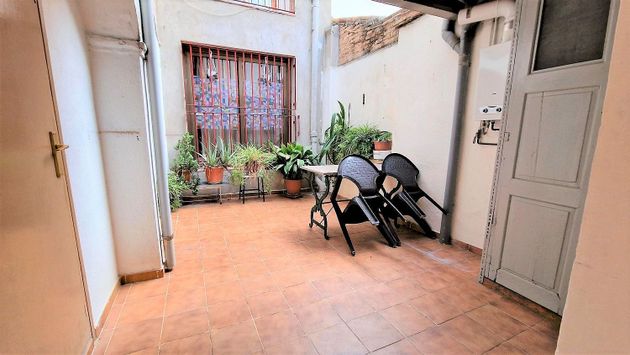 Foto 2 de Venta de casa adosada en Sant Esteve Sesrovires de 4 habitaciones con terraza y balcón