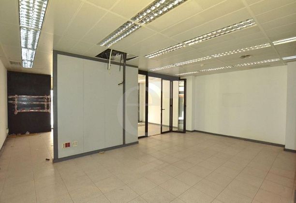 Foto 2 de Oficina en alquiler en La Petxina de 295 m²
