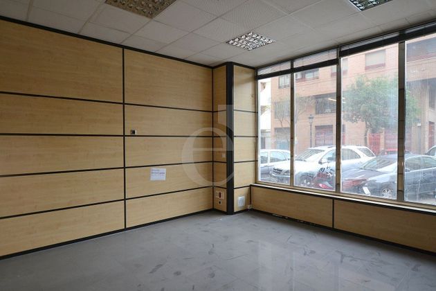 Foto 1 de Oficina en lloguer a La Petxina de 1741 m²